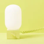Lampada Pop Light colore limone. Design Native Union Paris - immagine 4